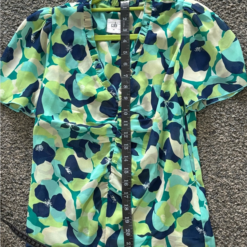 CAbi Blouse - Picture 3 of 5